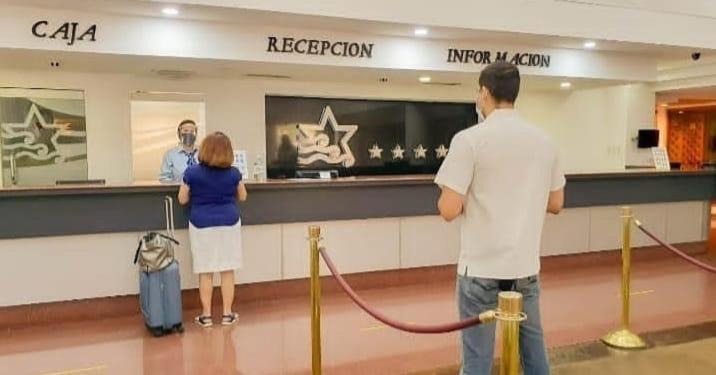 Hotel Cristina Suites Puerto La Cruz Ngoại thất bức ảnh