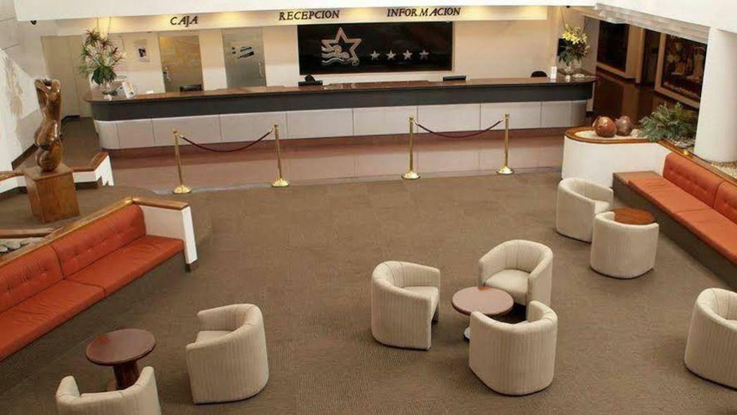 Hotel Cristina Suites Puerto La Cruz Ngoại thất bức ảnh